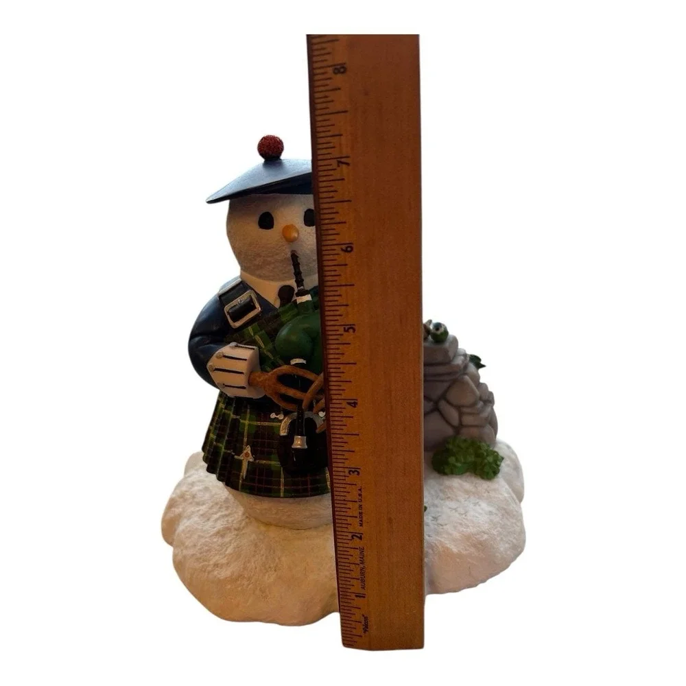 Lenox Piper In the Snow Lynn Bywaters Snowman Playing Bagpipes 774368A‎